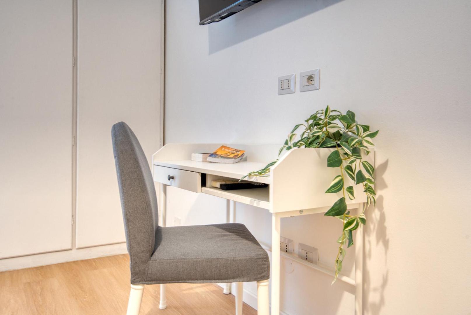 Italianflat - Elegant Suites With Balcony In Navigli Mailand Exterior foto
