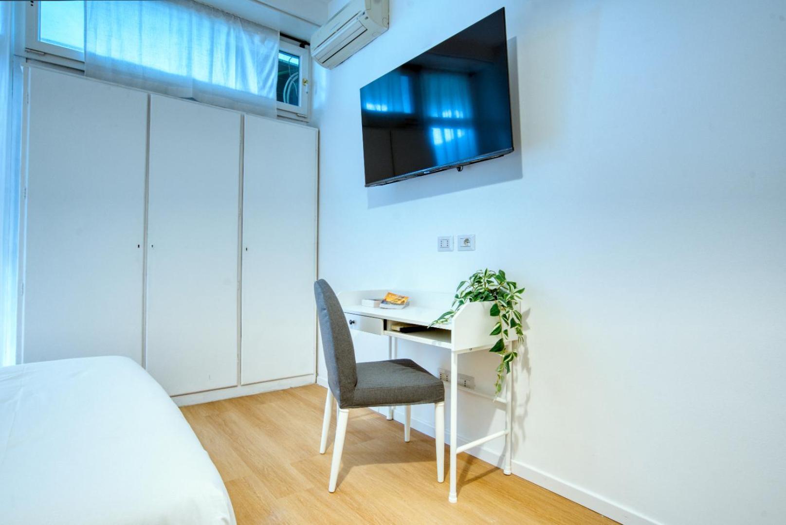 Italianflat - Elegant Suites With Balcony In Navigli Mailand Exterior foto